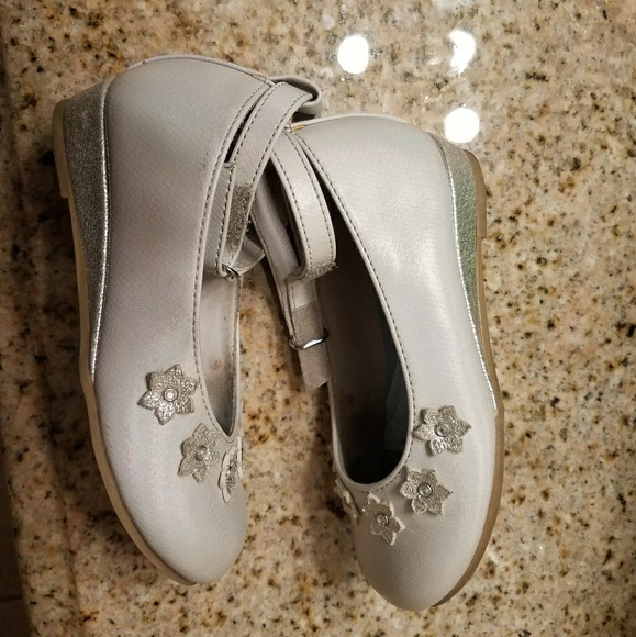 Frozen shoes - Picture 2 of 4